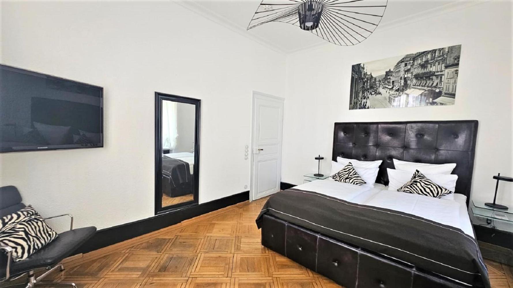 Historical Luxury Homes - Stadtvilla Mit Jacuzzi Und Garten Freiburg im Breisgau Eksteriør billede