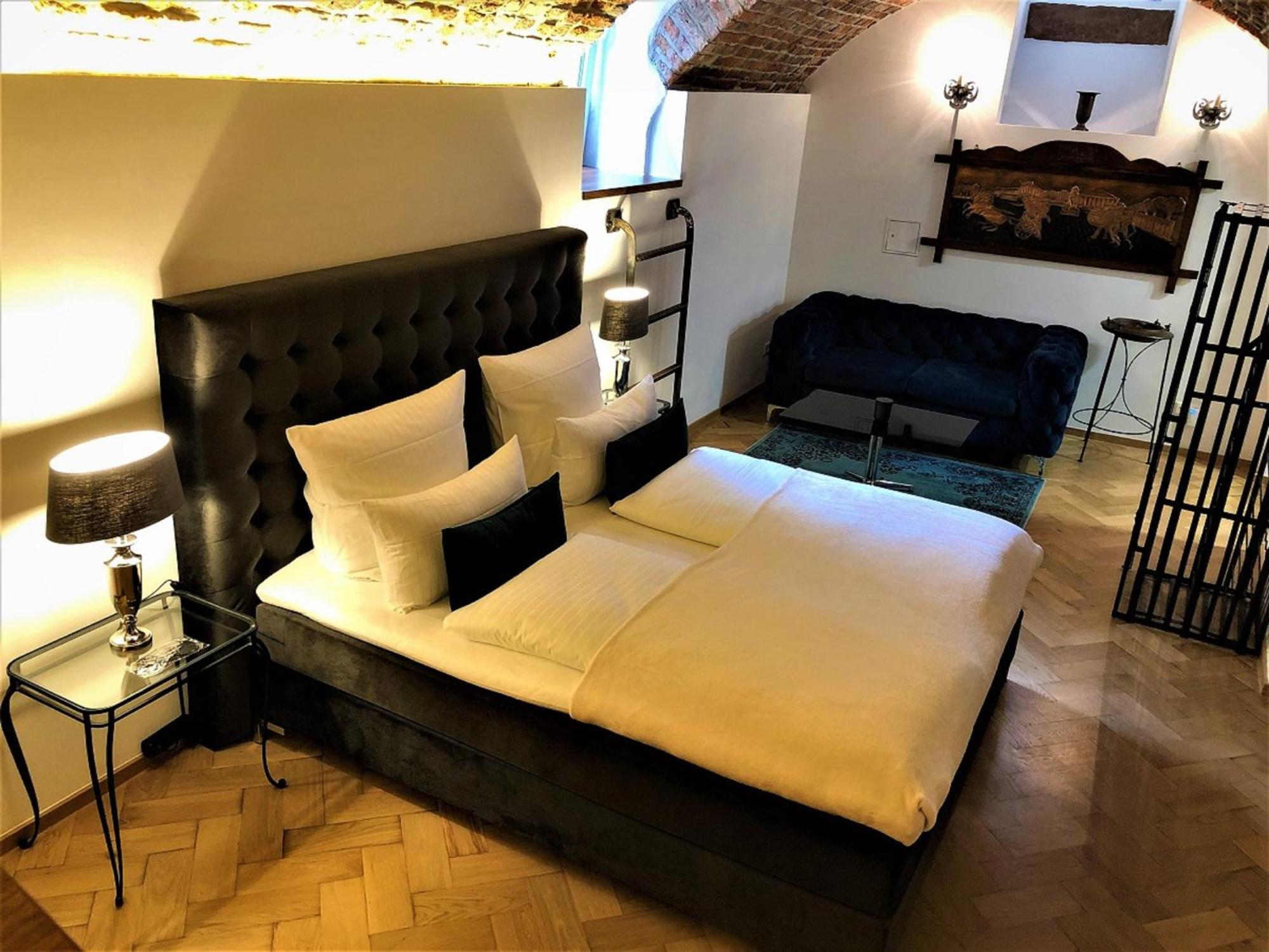 Historical Luxury Homes - Stadtvilla Mit Jacuzzi Und Garten Freiburg im Breisgau Eksteriør billede