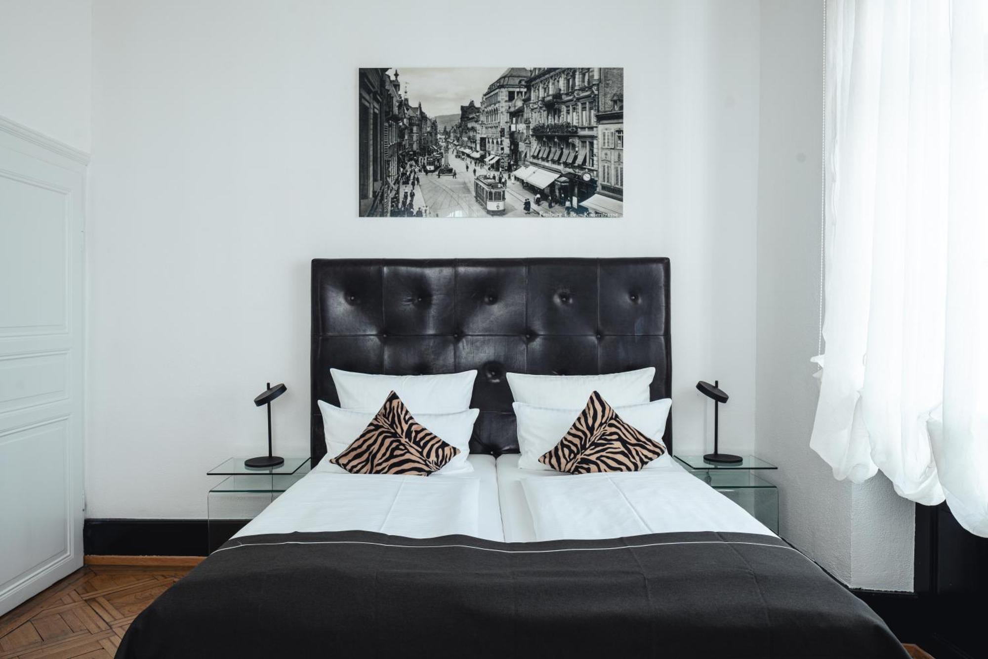 Historical Luxury Homes - Stadtvilla Mit Jacuzzi Und Garten Freiburg im Breisgau Eksteriør billede